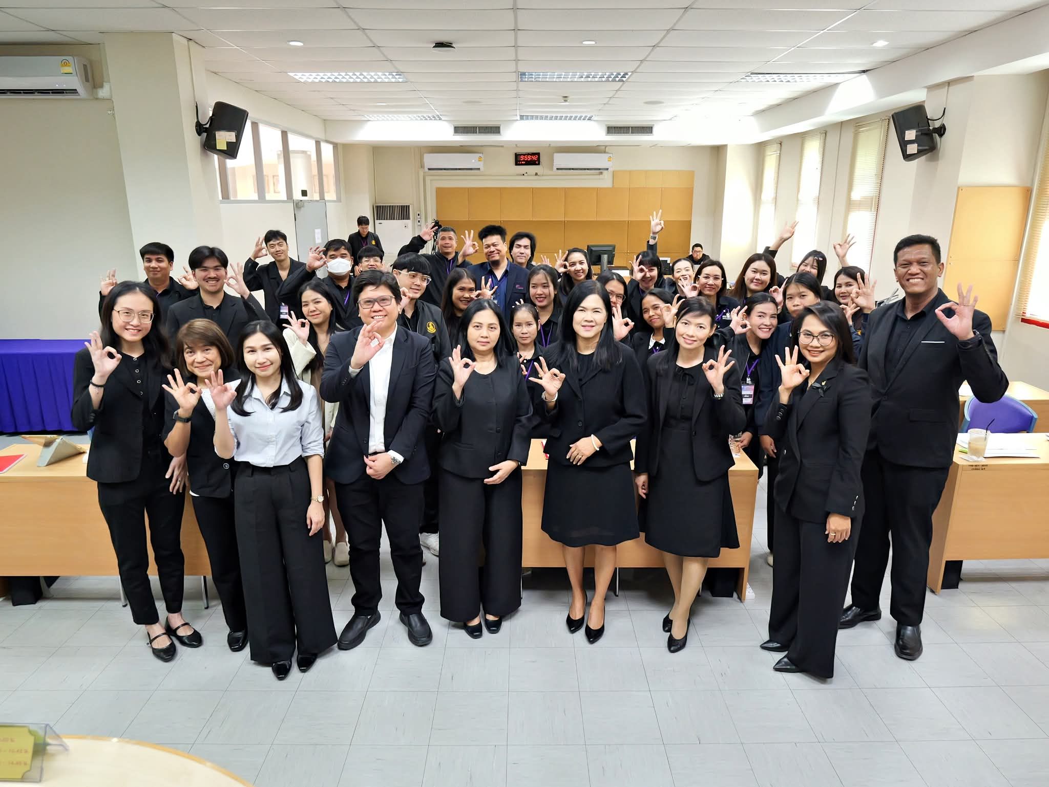 การปฐมนิเทศข้าราชการพลเรือนสามัญ ที่อยู่ระหว่างการทดลองปฏิบัติหน้าที่ราชการ กรมประชาสัมพันธ์ รุ่นที่ 35